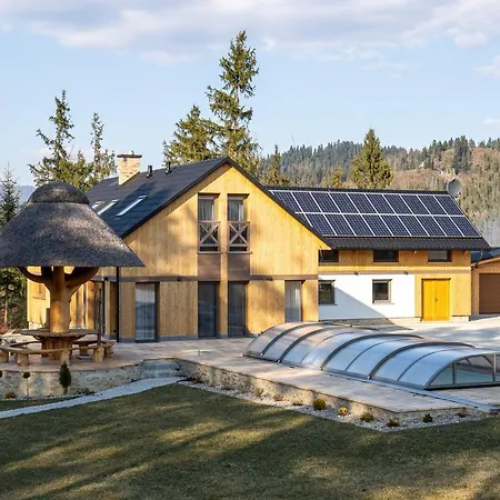 Spisz Dom 12 Osob, Podgrzewany Basen, Sauna, Jacuzzi- Velo Czorsztyn, בית הארחה