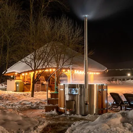 Spisz Dom 12 Osob, Podgrzewany Basen, Sauna, Jacuzzi- Velo Czorsztyn, נידז'יקה זאמק